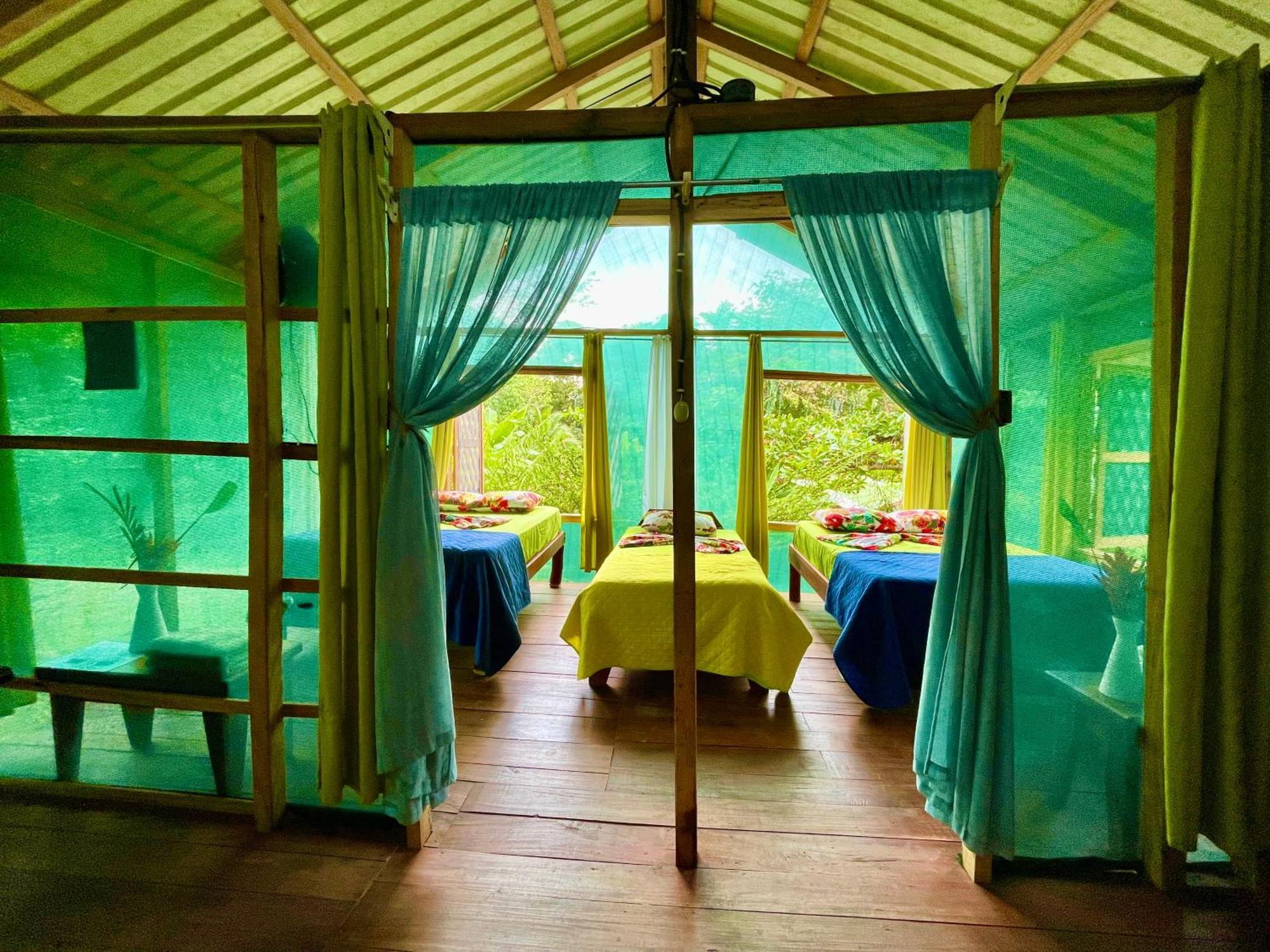 Alouatta Lodge And Canopy Cahuita Kültér fotó